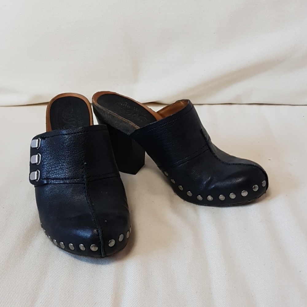 Nine West Leather Mules